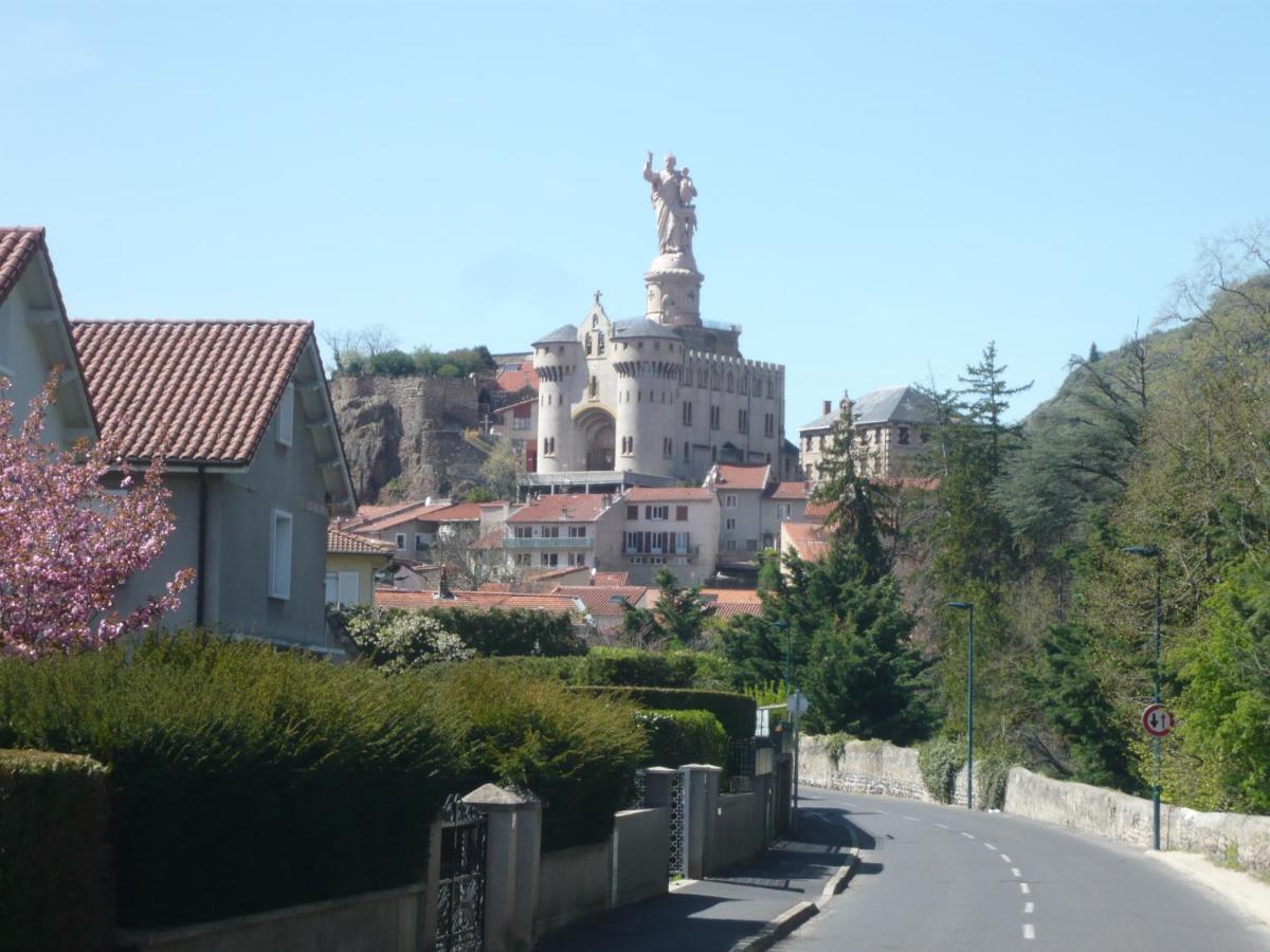 Le Petit St Jacques Apartment Le Puy-en-Velay Bagian luar foto